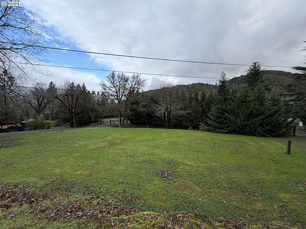 0.2 Acres of Residential Land for Sale in Tri-City, Oregon