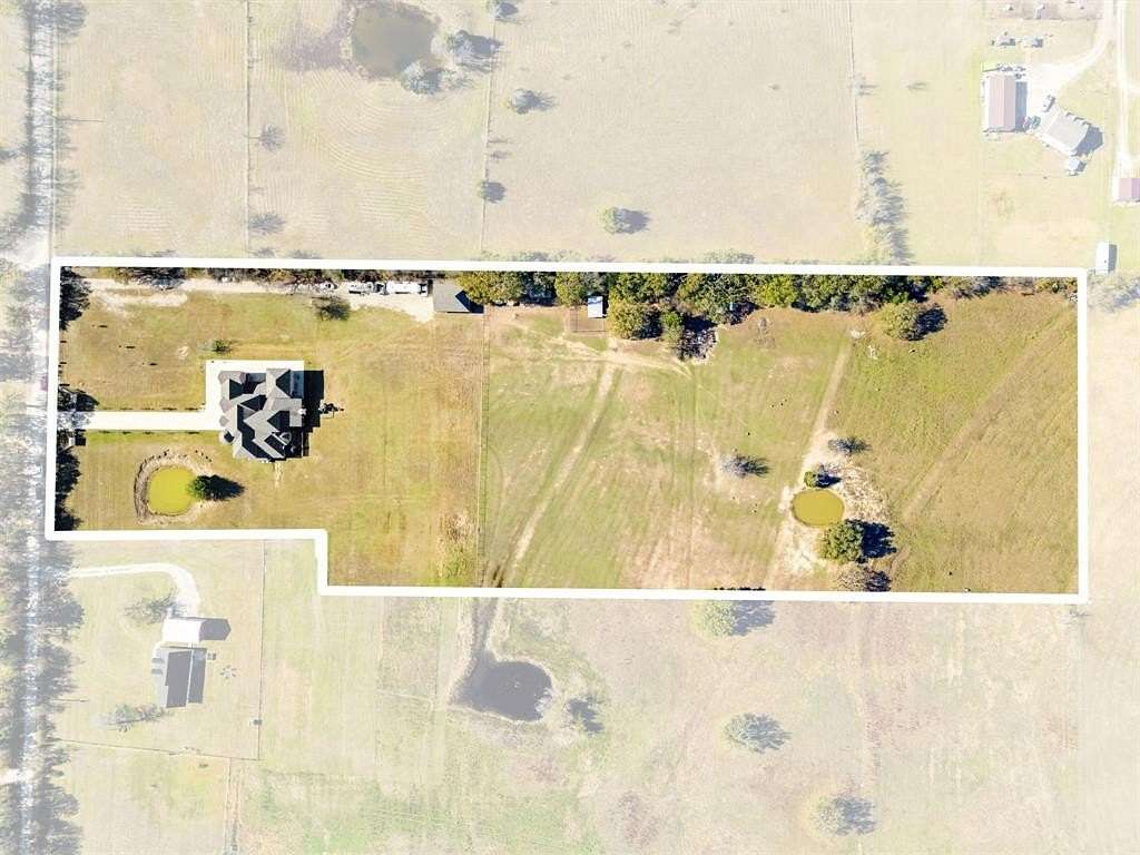 10.1 Acres of Land with Home for Sale in Royse City, Texas