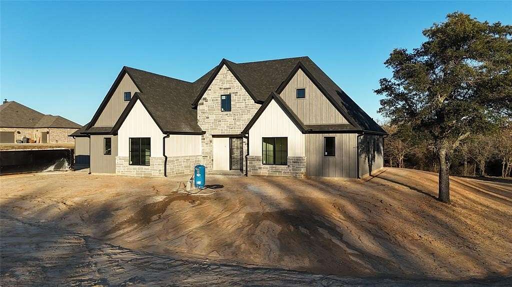 2 Acres of Residential Land with Home for Sale in Weatherford, Texas