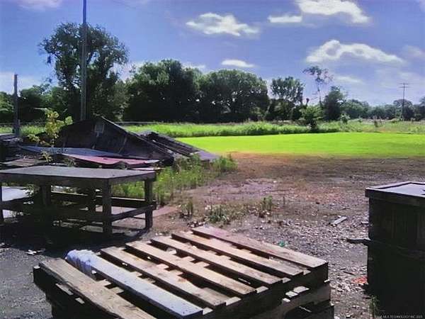 0.83 Acres of Commercial Land for Sale in Coweta, Oklahoma