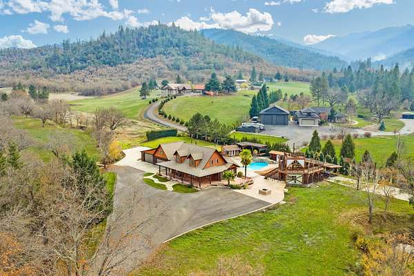 11 Acres of Land with Home for Sale in Central Point, Oregon