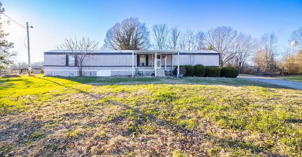 2 Acres of Residential Land with Home for Sale in White Plains, Kentucky