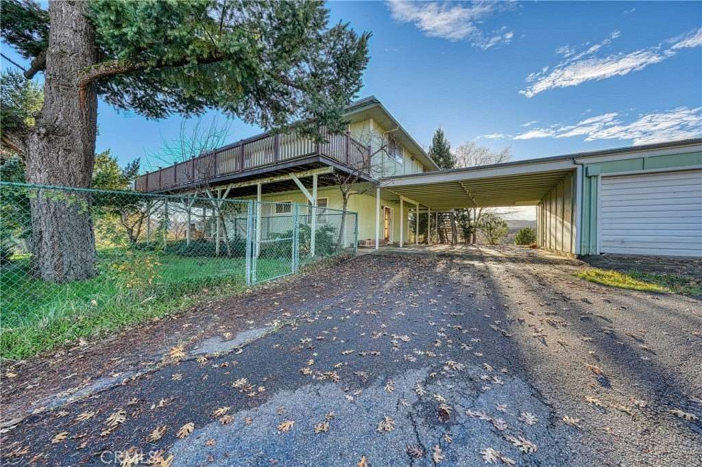 20.7 Acres of Land with Home for Sale in Lakeport, California