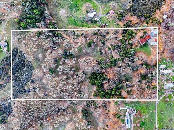 20.7 Acres of Land with Home for Sale in Lakeport, California