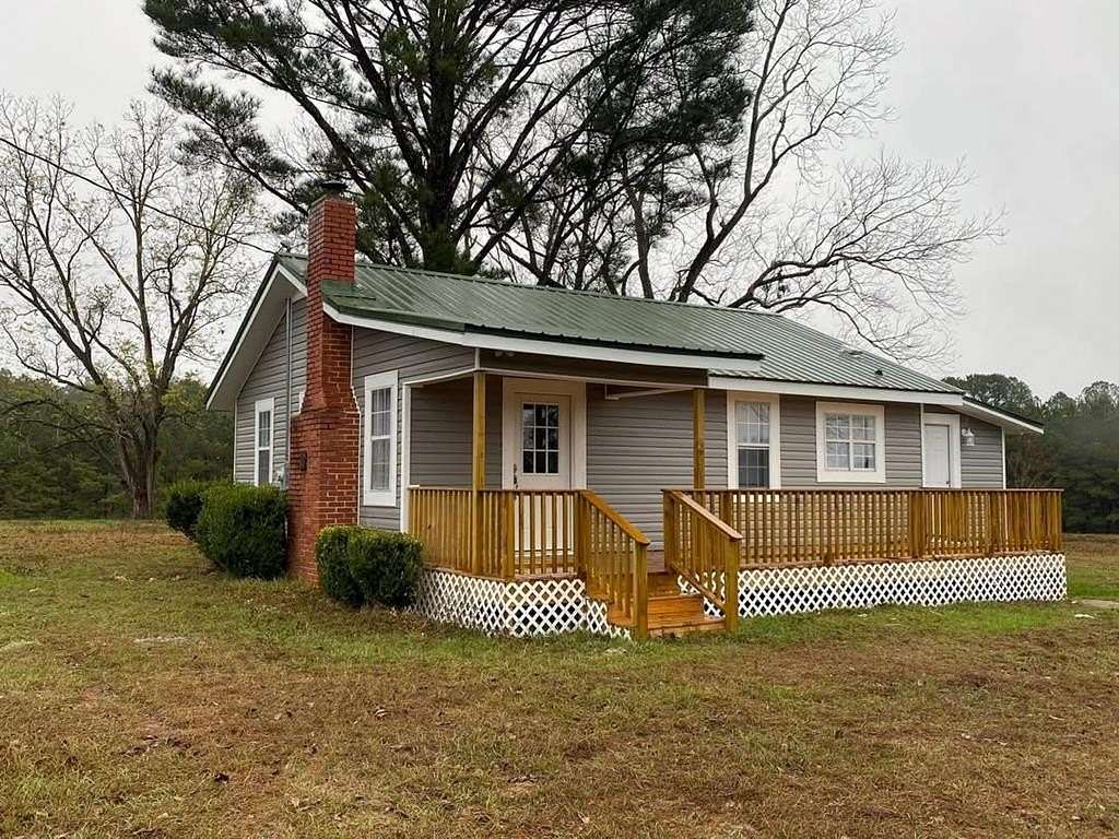 4.16 Acres of Land with Home for Sale in Brundidge, Alabama