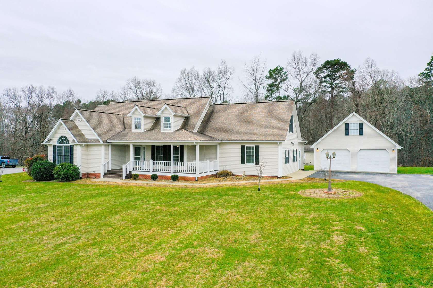 2 Acres of Residential Land with Home for Sale in London, Kentucky