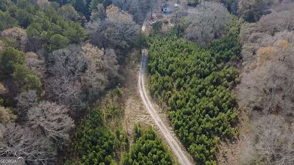 5.88 Acres of Residential Land for Sale in Silver Creek, Georgia
