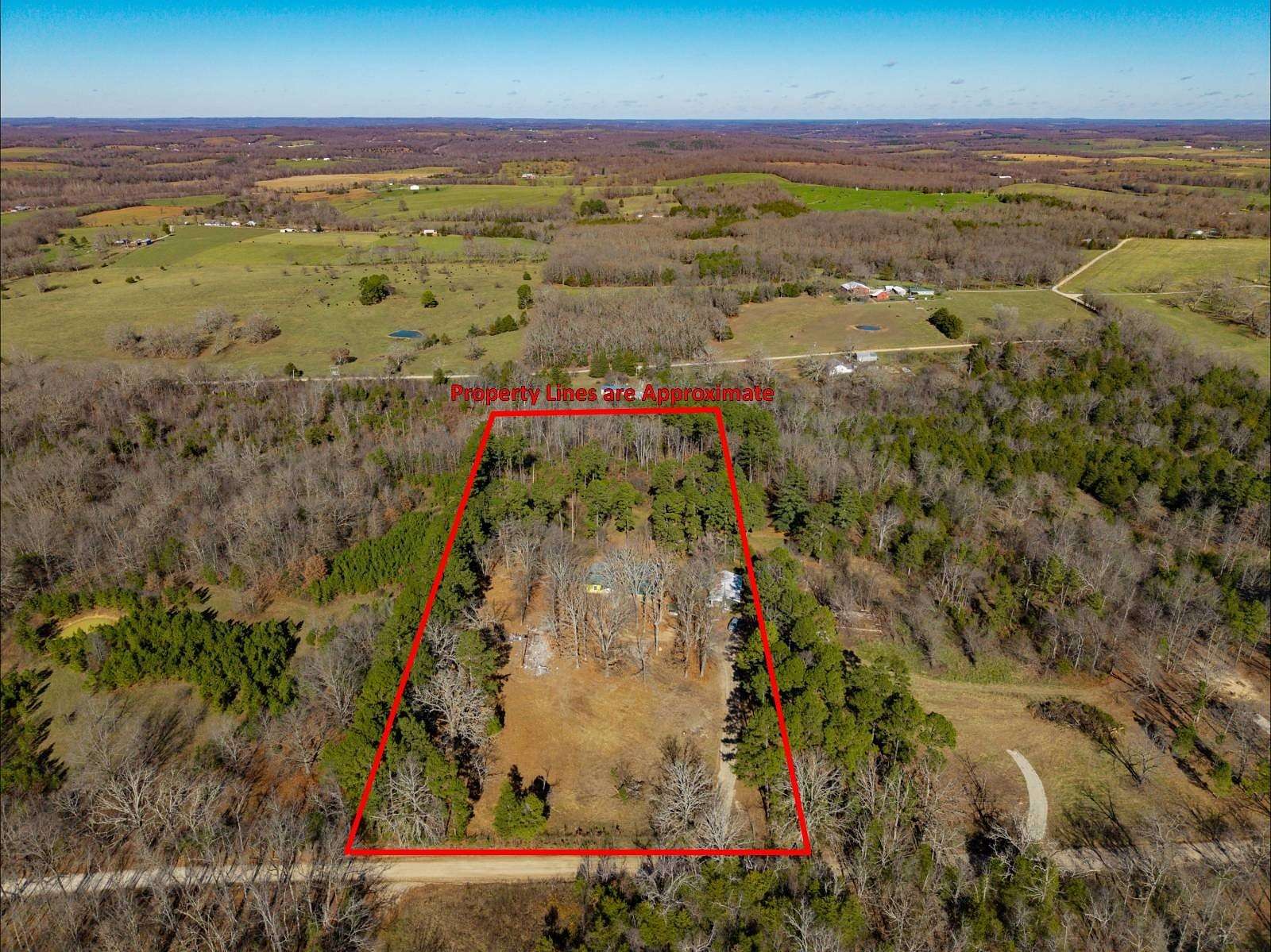 7 Acres of Residential Land with Home for Sale in Cabool, Missouri