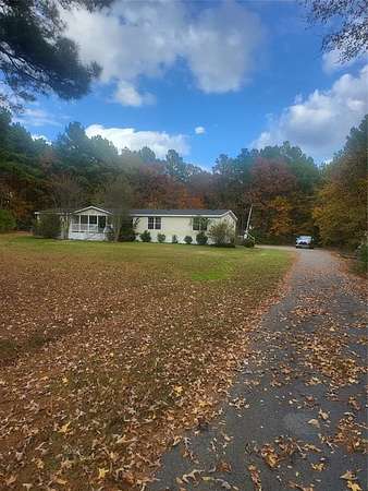 5 Acres of Residential Land with Home for Sale in Shreveport, Louisiana