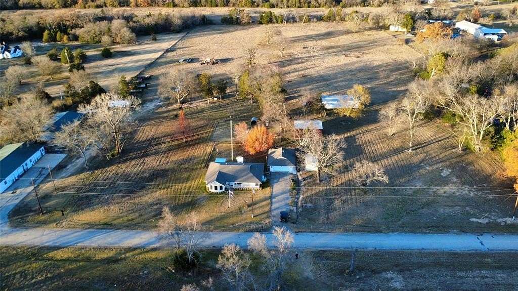 2 Acres of Residential Land with Home for Sale in Wills Point, Texas