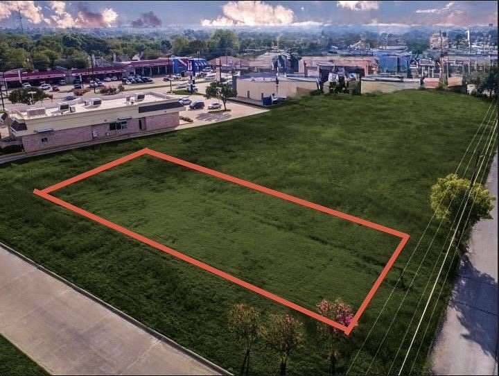 0.39 Acres of Mixed-Use Land for Sale in Garland, Texas
