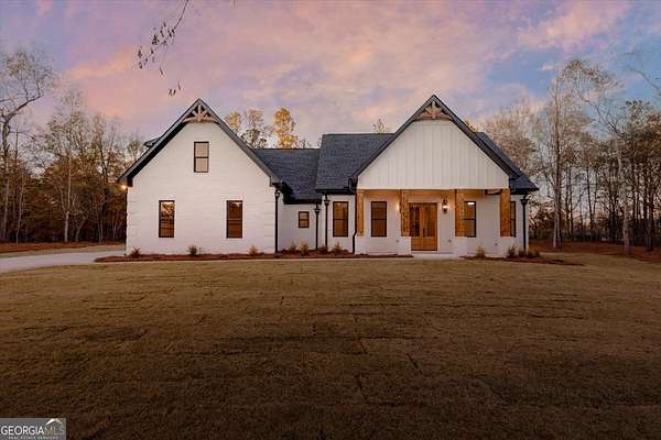 1.7 Acres of Residential Land with Home for Sale in Lizella, Georgia