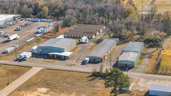 2 Acres of Improved Mixed-Use Land for Sale in Russellville, Arkansas