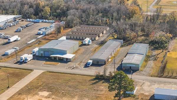 2 Acres of Improved Mixed-Use Land for Sale in Russellville, Arkansas