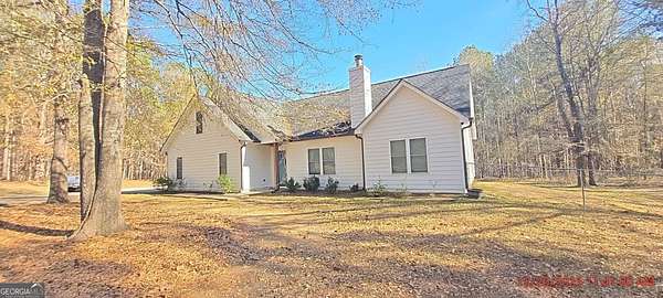 2.25 Acres of Residential Land with Home for Lease in McDonough, Georgia