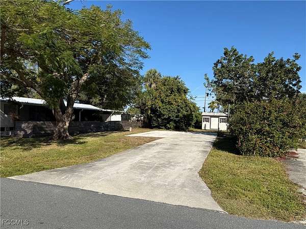 0.1 Acres of Land for Sale in Fort Myers, Florida