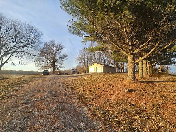 2 Acres of Land for Sale in Hamilton, Missouri