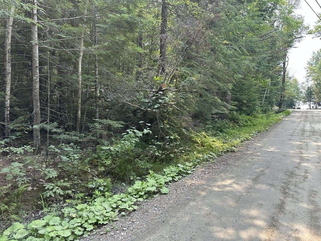 0.31 Acres of Residential Land for Sale in Holden, Maine