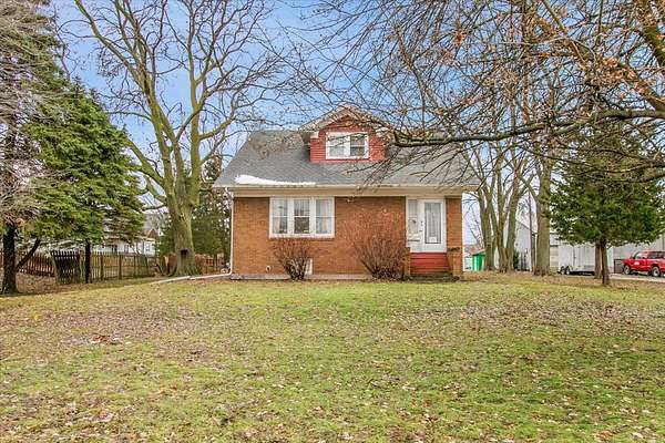 1.74 Acres of Residential Land with Home for Sale in Plainfield, Illinois