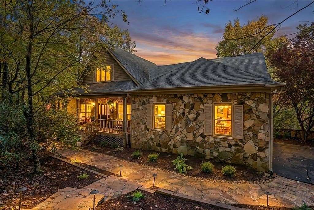 2.42 Acres of Residential Land with Home for Sale in Big Canoe, Georgia