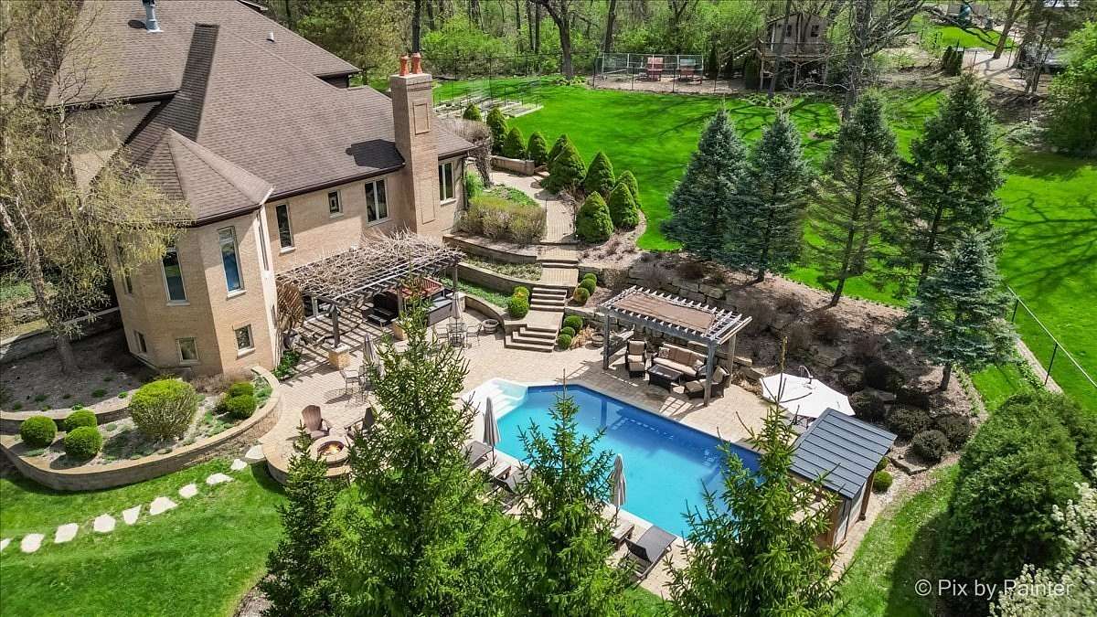 3.5 Acres of Land with Home for Sale in Barrington Hills, Illinois