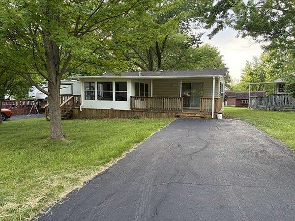 Residential Land for Sale in Seneca, Illinois