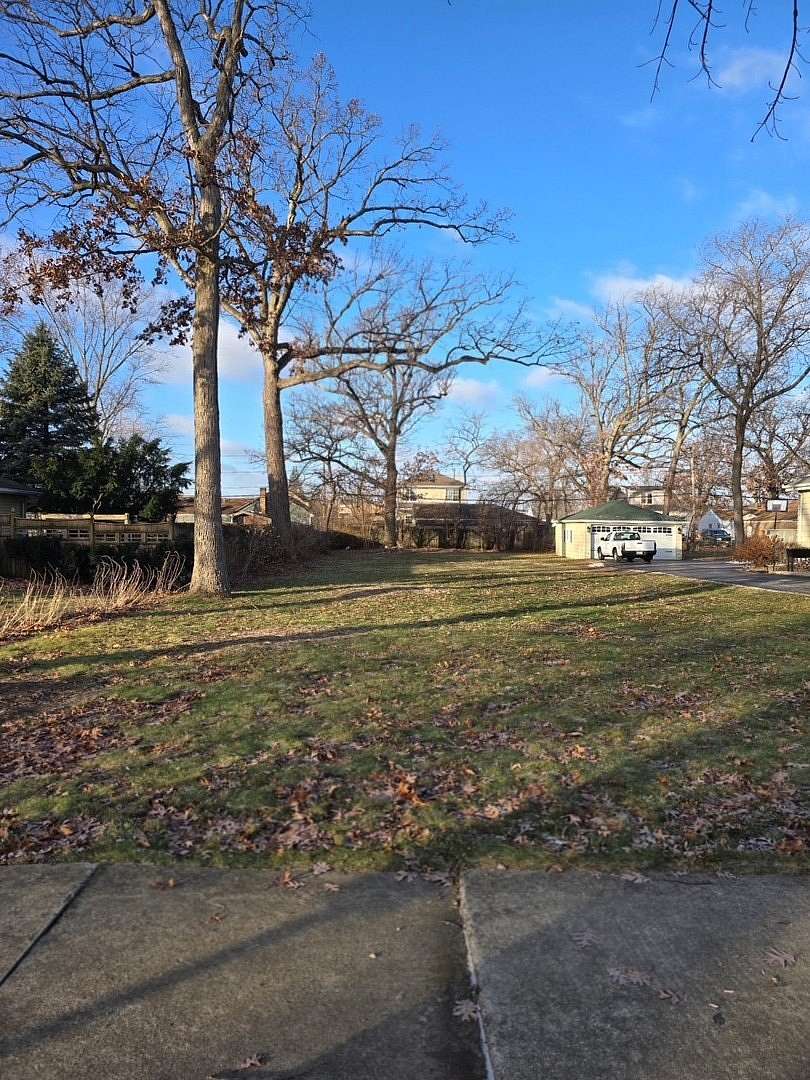 0.2 Acres of Residential Land for Sale in Worth, Illinois