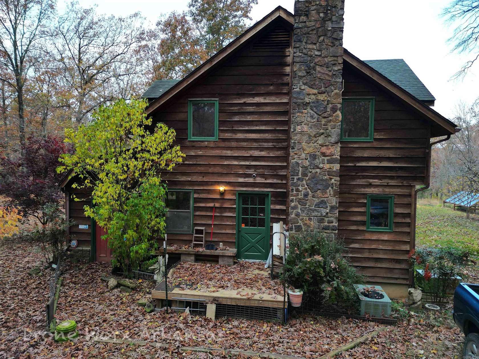 79 Acres of Land with Home for Sale in Leslie, Arkansas