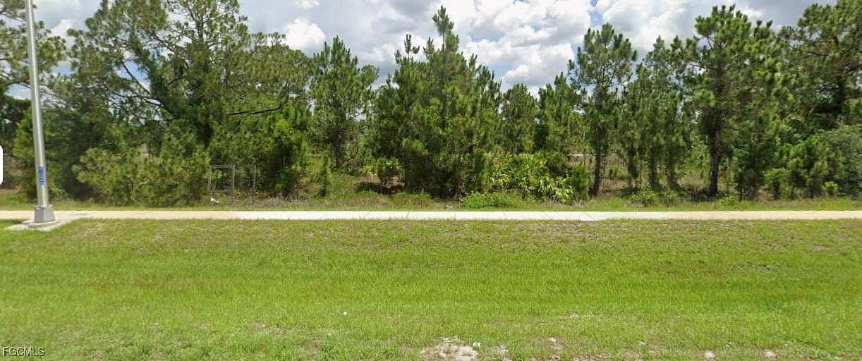 0.4 Acres of Residential Land for Sale in Lehigh Acres, Florida