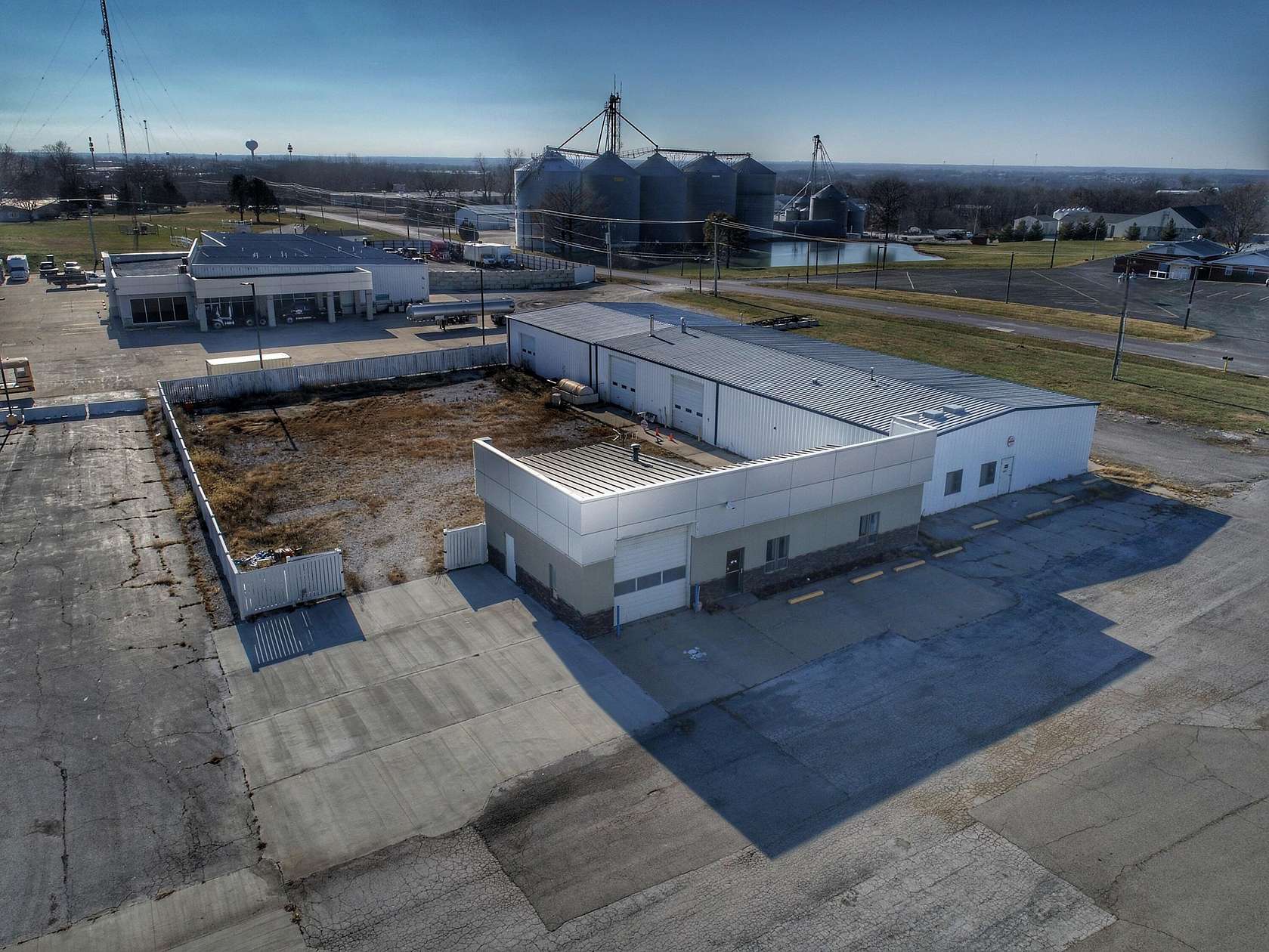 0.93 Acres of Commercial Land for Sale in Boonville, Missouri