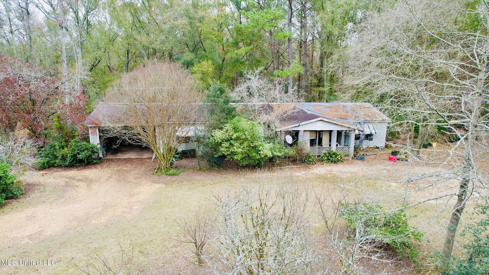 4 Acres of Residential Land with Home for Sale in Bogue Chitto, Mississippi