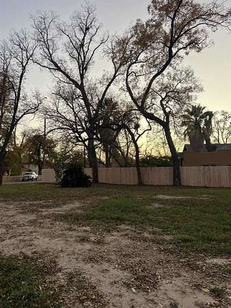 0.68 Acres of Residential Land for Sale in Del Rio, Texas