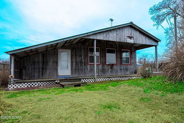 35 Acres of Land with Home for Sale in Wentworth, Missouri