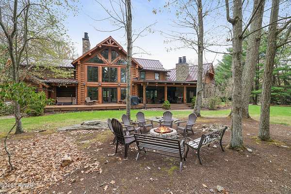 2.19 Acres of Residential Land with Home for Sale in Greentown, Pennsylvania