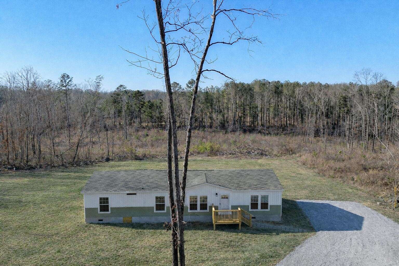 5 Acres of Residential Land with Home for Sale in LaFayette, Georgia