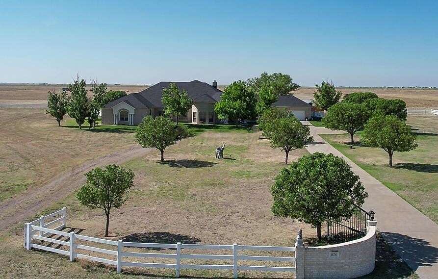 12 Acres of Land with Home for Sale in Amarillo, Texas