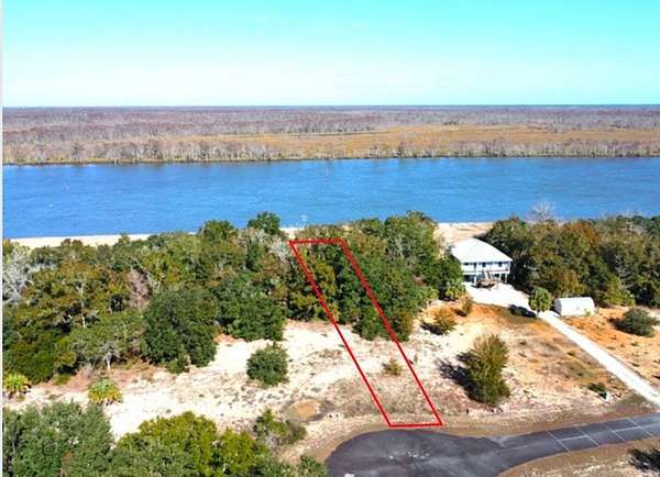 0.52 Acres of Residential Land for Sale in Apalachicola, Florida