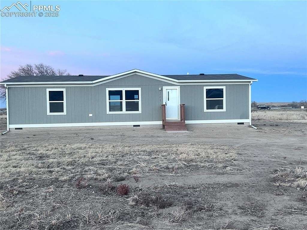 7.4 Acres of Land with Home for Sale in Fountain, Colorado