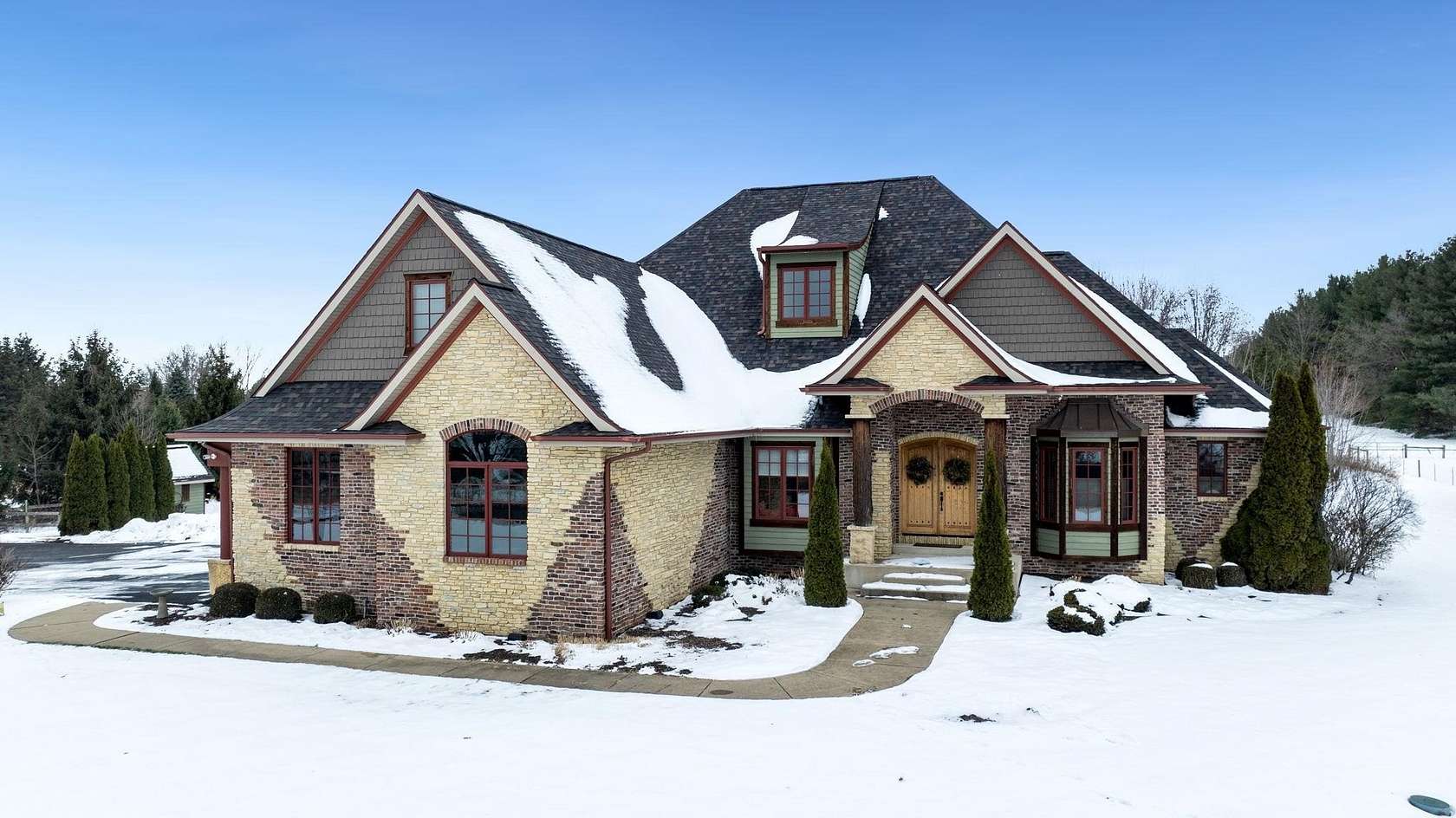 5.4 Acres of Residential Land with Home for Sale in Rockford, Illinois