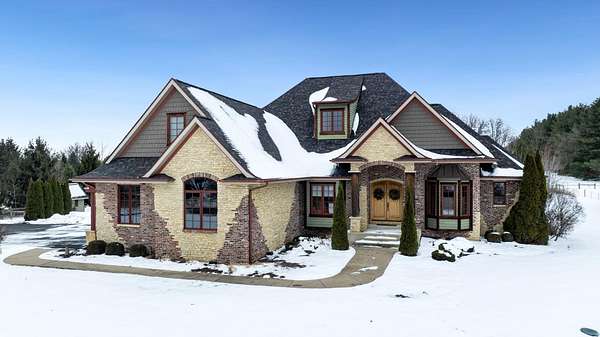 5.4 Acres of Residential Land with Home for Sale in Rockford, Illinois