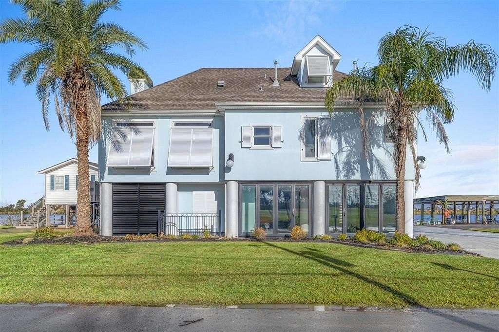 19 Acres of Recreational Land with Home for Sale in Lake Charles, Louisiana