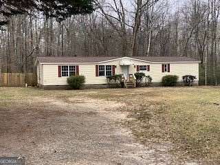 5 Acres of Residential Land with Home for Lease in Auburn, Georgia