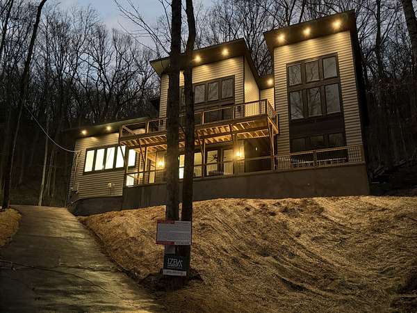 6.3 Acres of Residential Land with Home for Sale in Goodlettsville, Tennessee