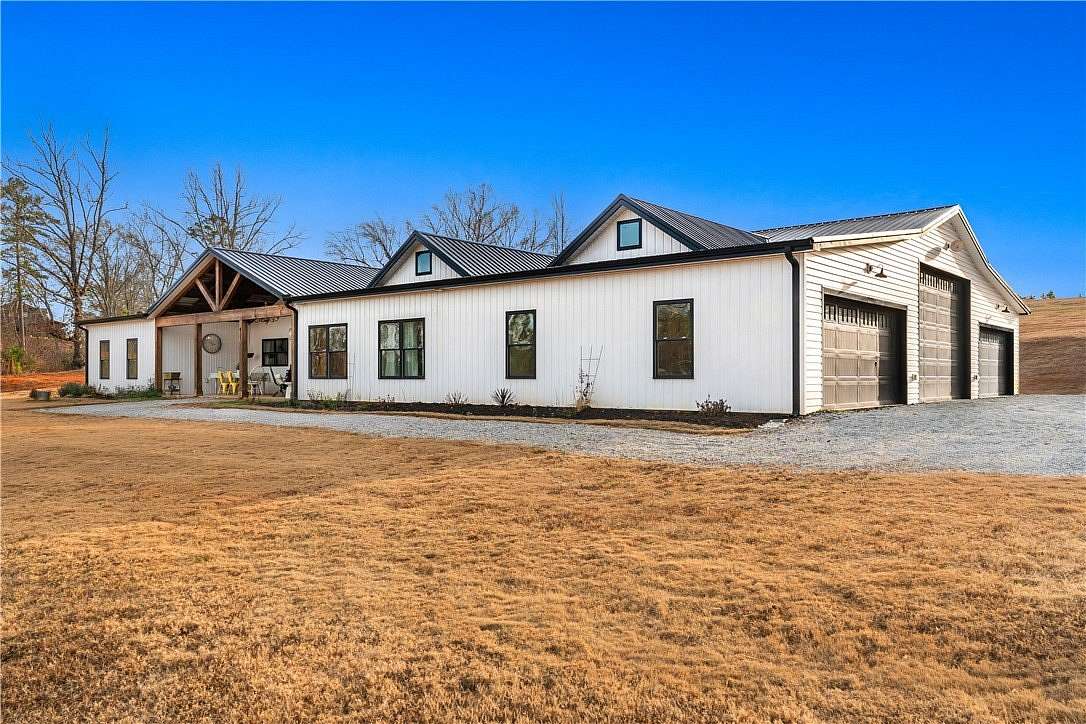 10 Acres of Recreational Land with Home for Sale in Seneca, South Carolina