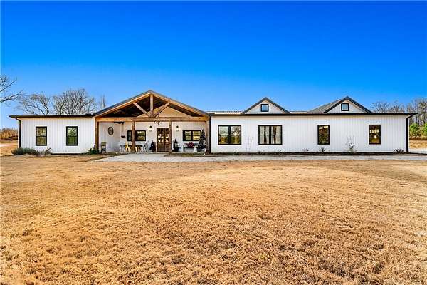 10 Acres of Recreational Land with Home for Sale in Seneca, South Carolina