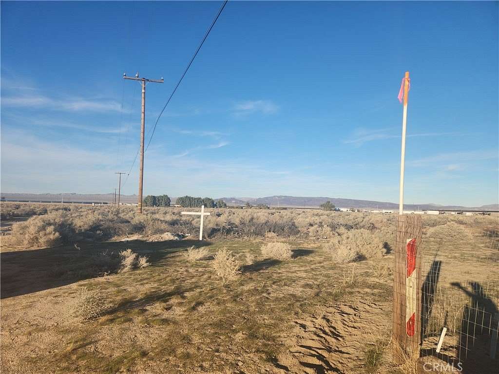 10 Acres of Land for Sale in Hinkley, California