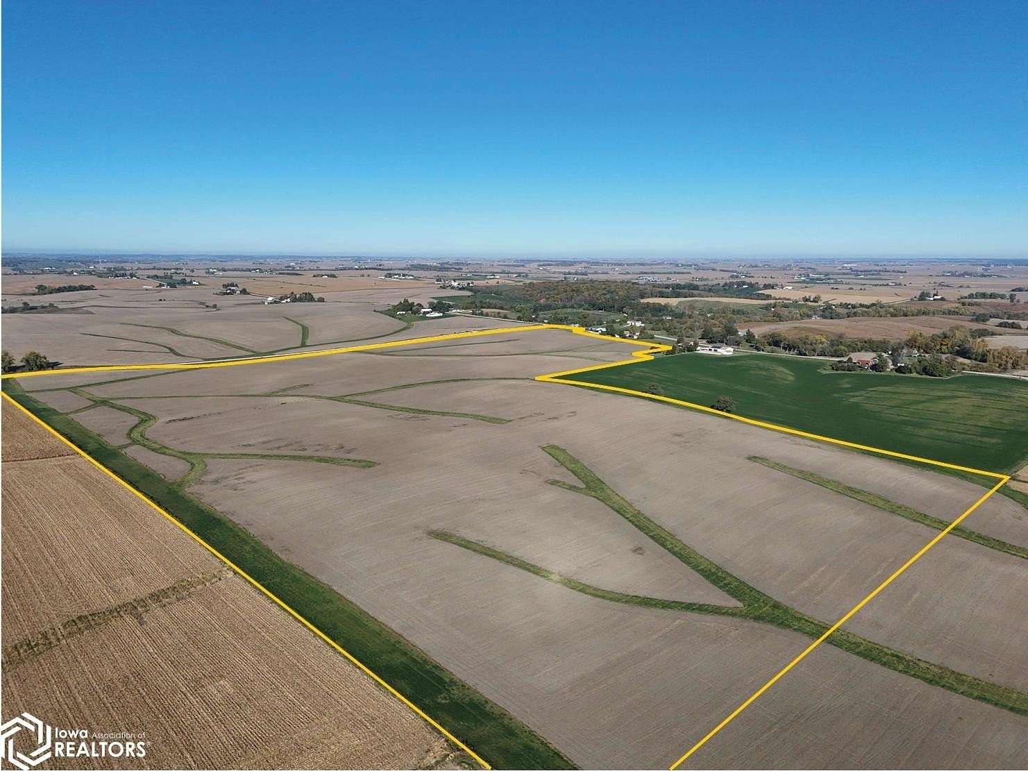 109 Acres of Agricultural Land for Sale in Anamosa, Iowa