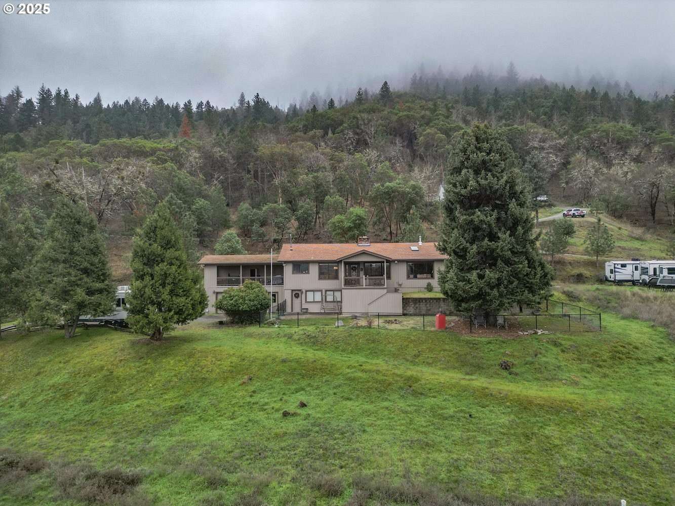 4.62 Acres of Residential Land with Home for Sale in Central Point, Oregon