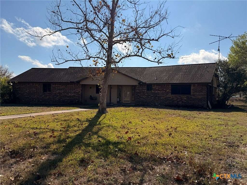 2 Acres of Residential Land with Home for Sale in Victoria, Texas