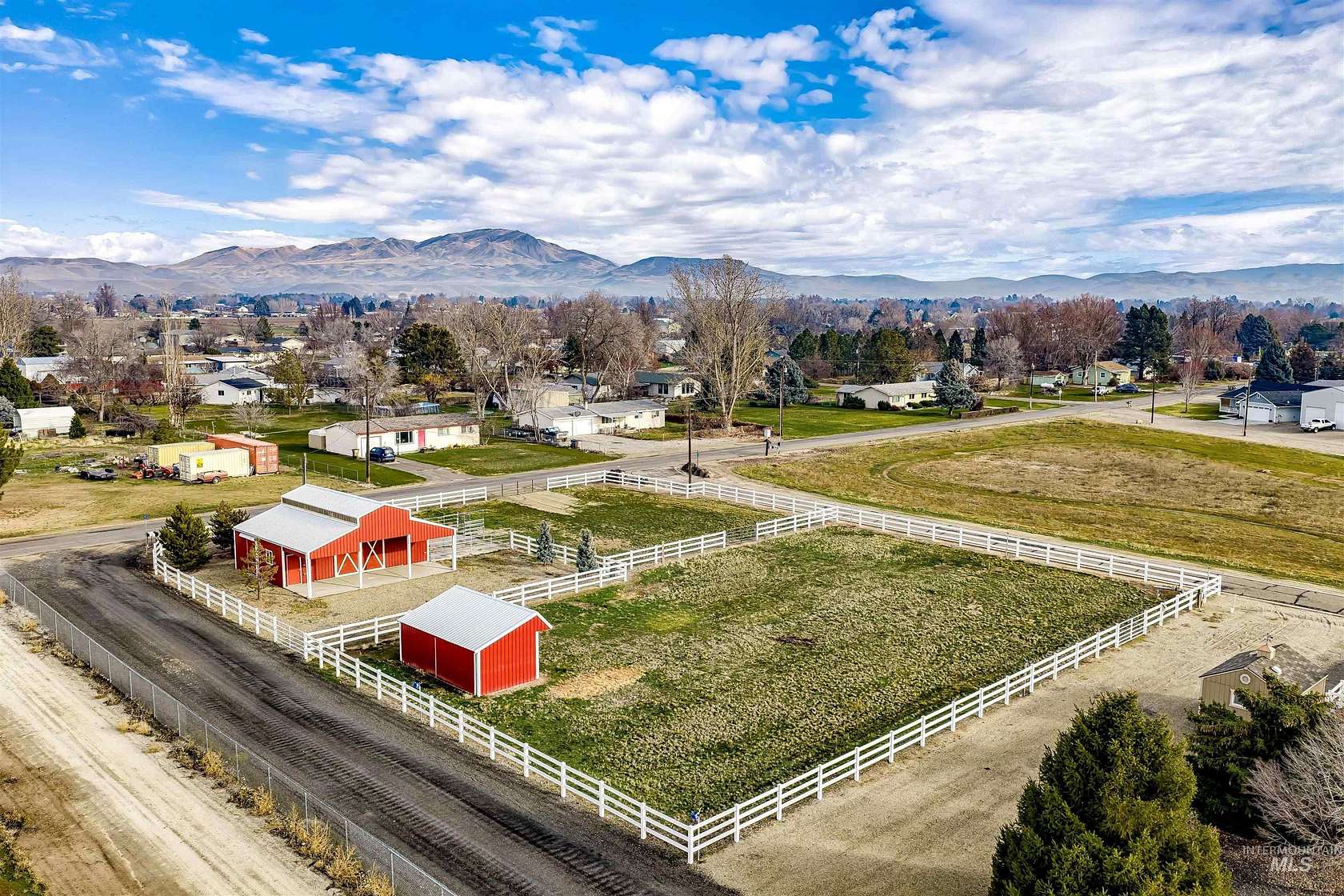 1 Acre of Land for Sale in Emmett, Idaho